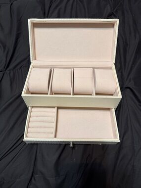Cream Jewelry Box with Pink Velvet Interior